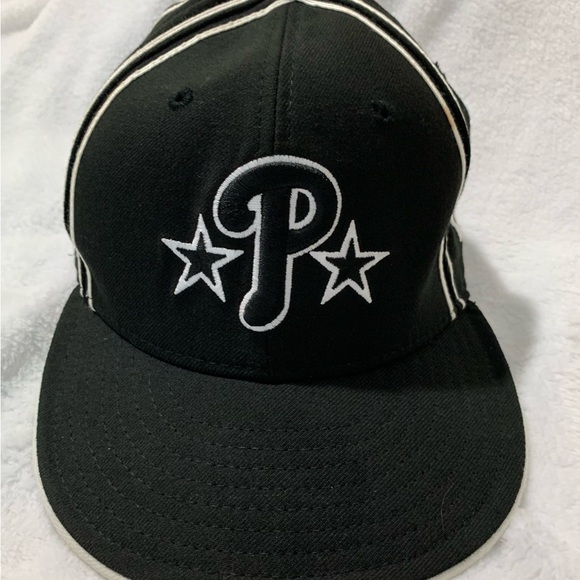 Philadelphia Phillies New Era Fitted Hats Size 7 1/4 - Picture 2 of 9